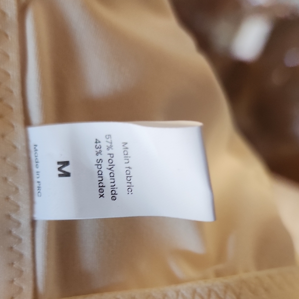 Seamless Lightly Padded White Bra by - Picture 3 of 3